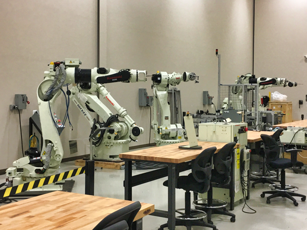 Robotic solutions in a lab